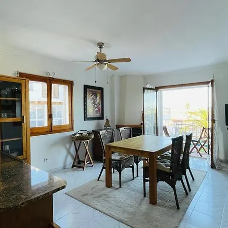 Perfect Vacation Cpd Apartment